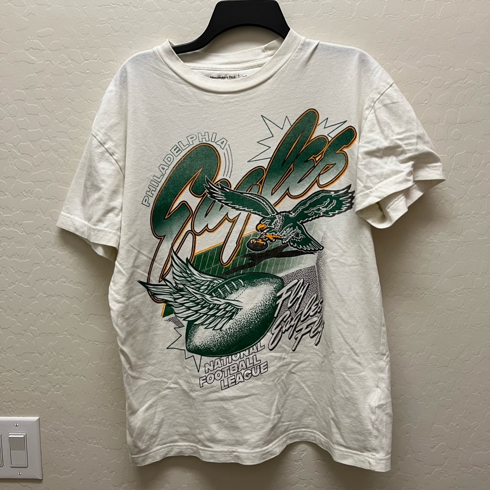 A&F Philadelphia Eagles White Graphic T-Shirt